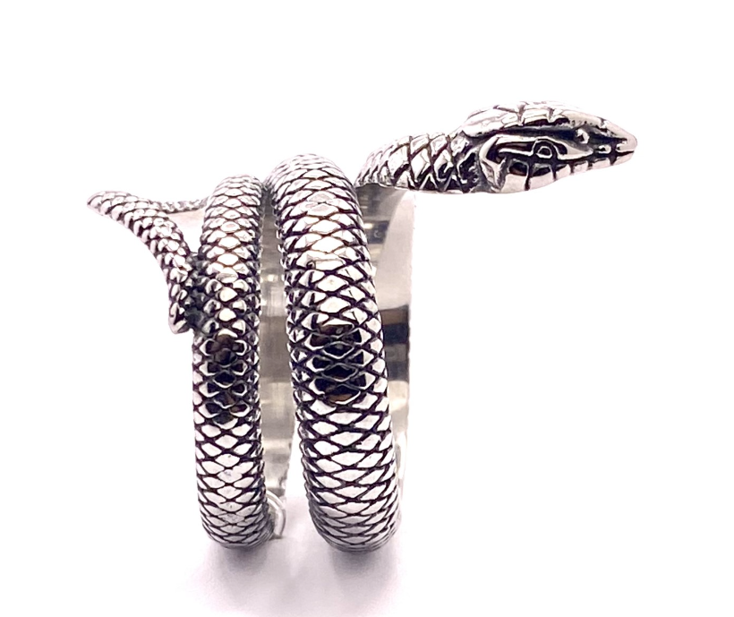 Extravaganter Schlangenkörper Ring