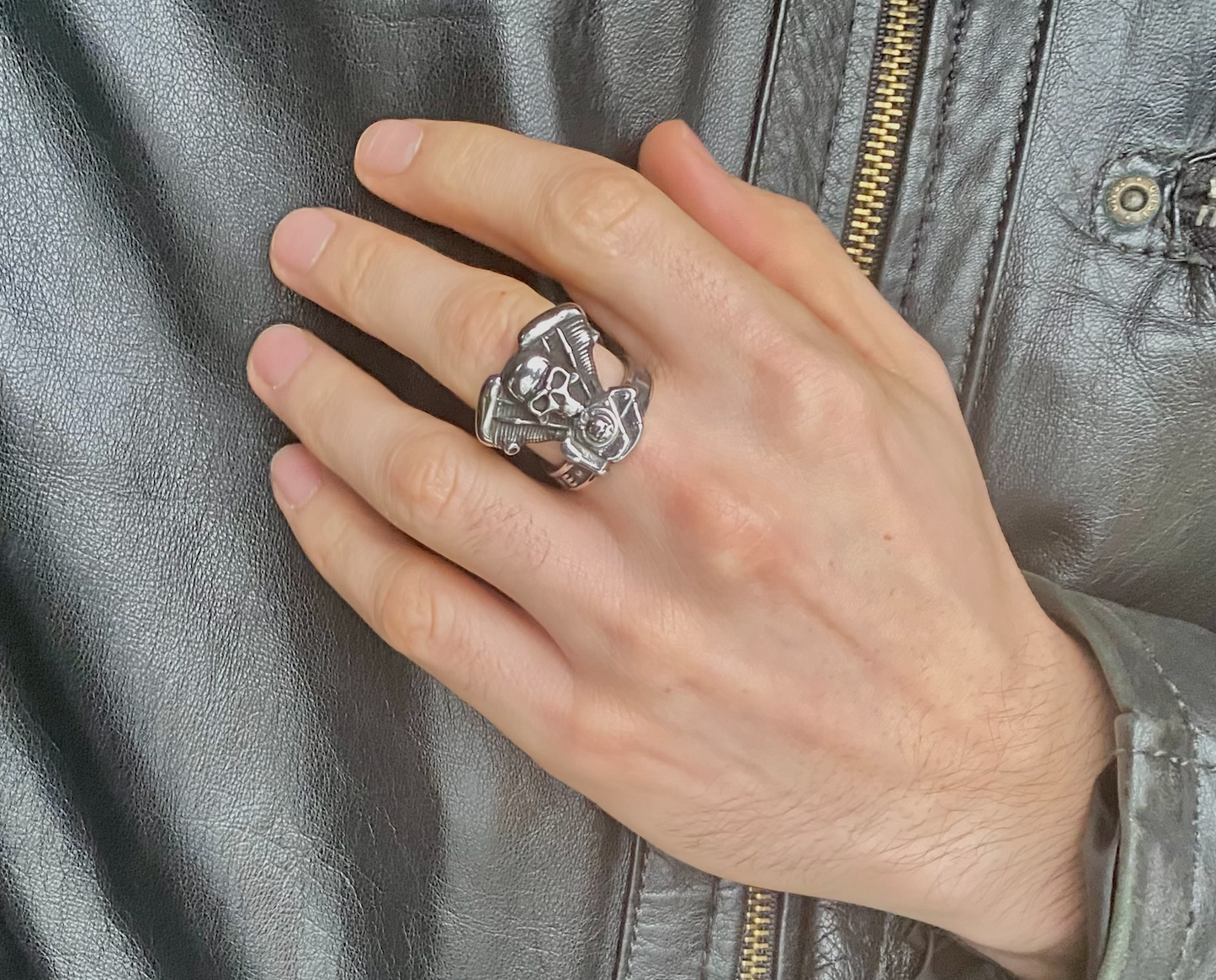 Motorrad Motor Totenkopfring