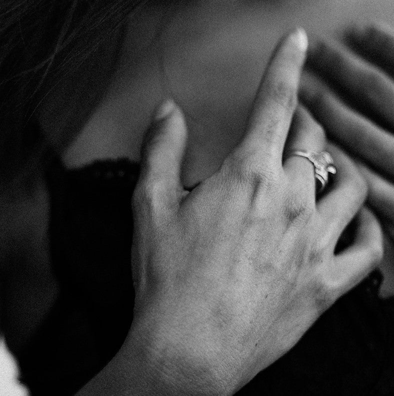 Ring am Mittelfinger