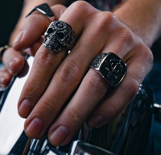 Totenkopf Blühende Blume Ring