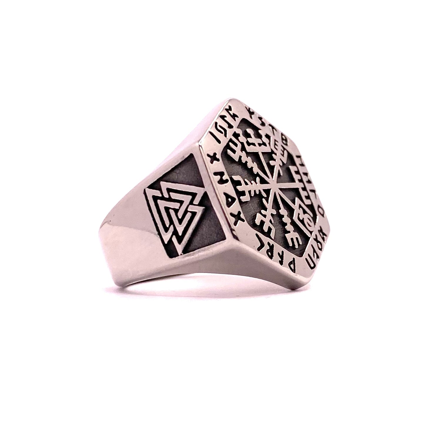 nordic-3-mythologie-viking-ring-halb-rechts