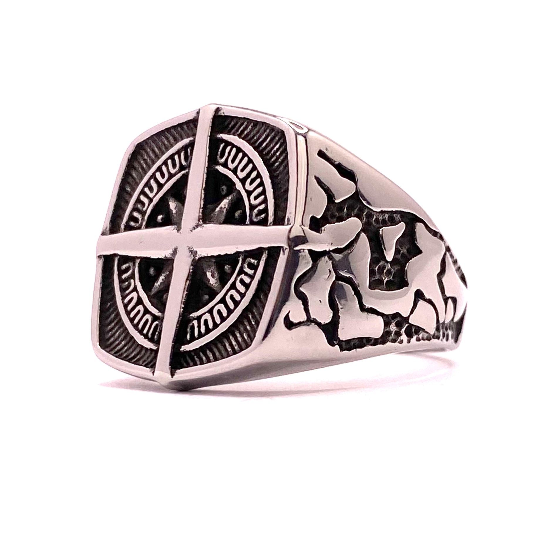 tortuga-pirate-kreuz-ring-halb-links