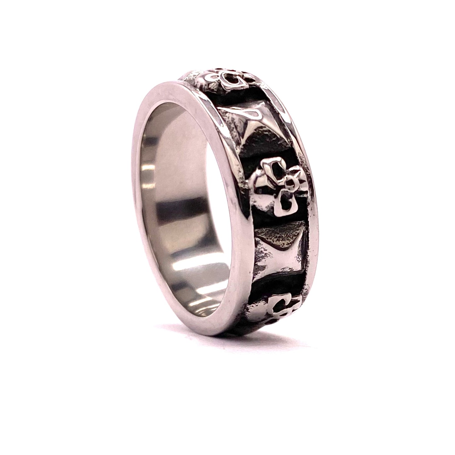 totenkopf-3d-nieten-ring-edelstahl-rechts